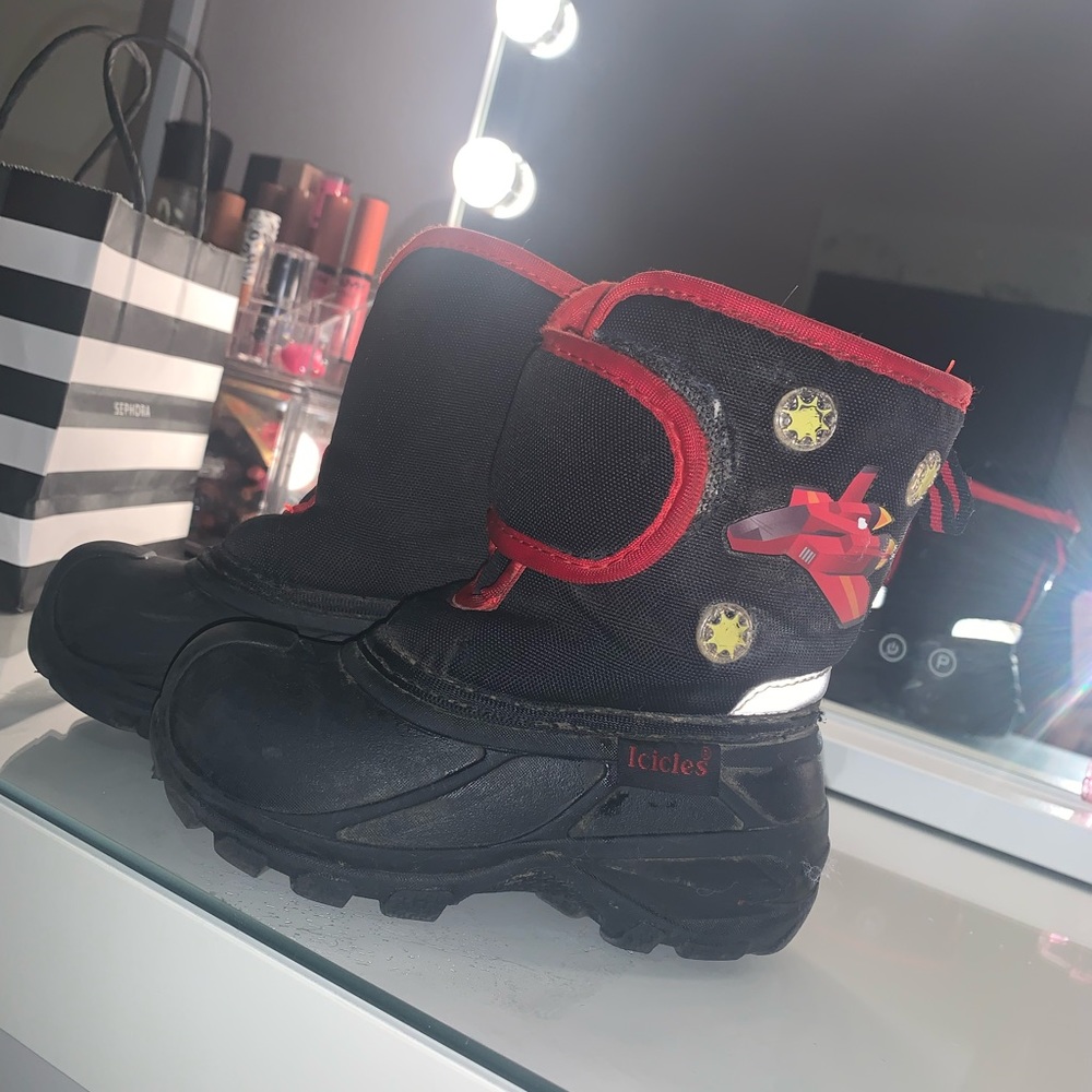 Kids Light Up Winter Boots Size 7